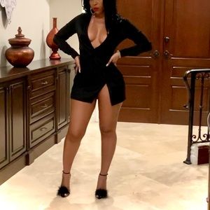 ♠️Dress In All Black Like The Omen♠️